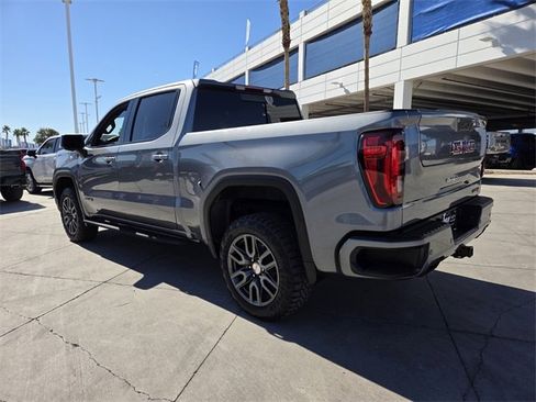 Certified 2022 GMC Sierra 1500 AT4 w/ AT4 Premium Package image 4