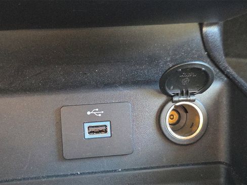 Used 2018 Ford Fusion S image 29