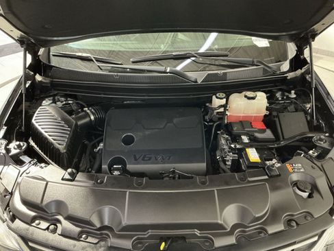 Used 2021 Chevrolet Traverse LT AWD/4WD image 28