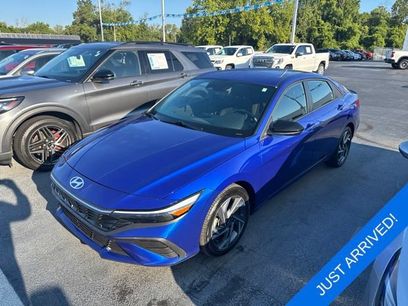 Used 2025 Hyundai Elantra SEL