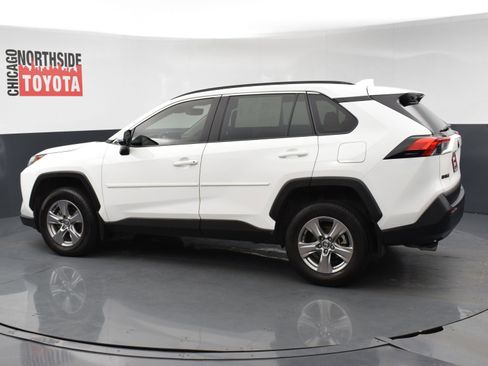 Used 2024 Toyota RAV4 XLE FWD image 2