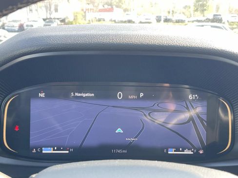 Used 2025 Jeep Wagoneer L Series II w/ 8-pass Seating Package image 23