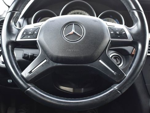 Used 2013 Mercedes-Benz C 300 4MATIC Sedan image 25