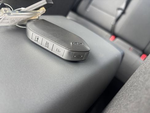 Used 2025 Kia K4 FWD image 21