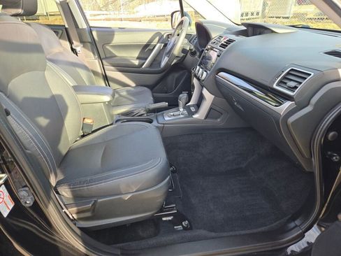 Used 2017 Subaru Forester 2.5i Limited image 6