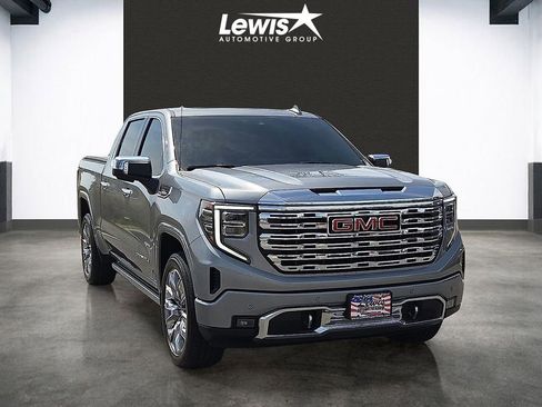 Used 2025 GMC Sierra 1500 Denali image 6
