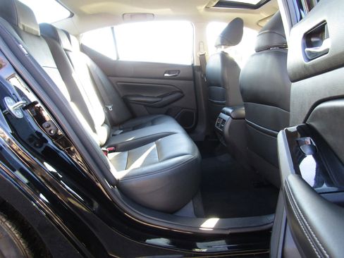 Used 2020 Nissan Altima 2.5 SL image 11