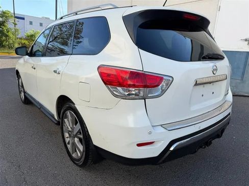 Used 2015 Nissan Pathfinder Platinum AWD/4WD image 11