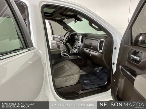 Used 2019 Chevrolet Silverado 1500 LTZ w/ LTZ Texas Edition AWD/4WD image 15