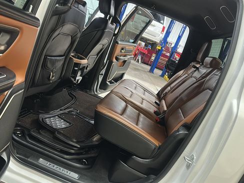 Certified 2022 RAM 1500 Limited image 30