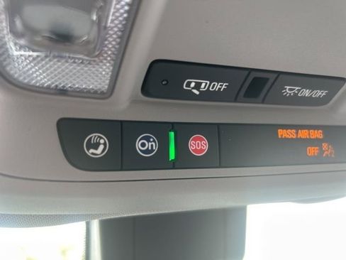 Used 2024 Chevrolet Equinox LS image 27