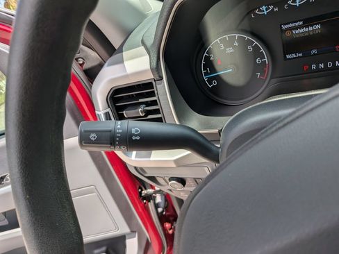 Used 2022 Ford F150 XLT RWD image 32