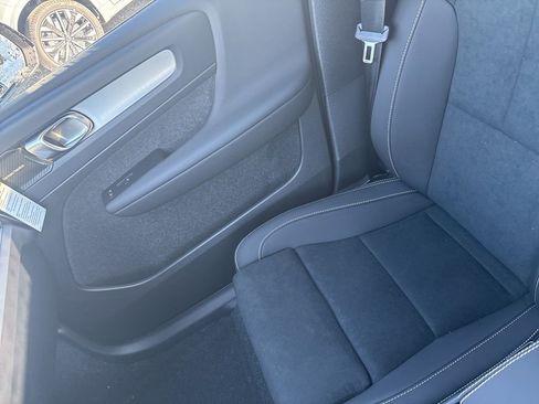 New 2026 Volvo XC40 B5 Ultra w/ Protection Package Premier AWD/4WD image 34