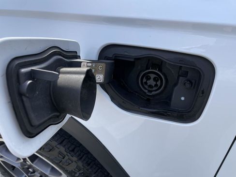 Used 2022 Jeep Grand Cherokee Trailhawk w/ Advanced Protech Group II image 62