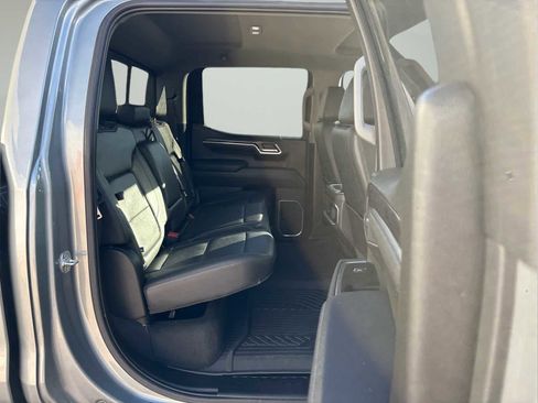 Used 2025 Chevrolet Silverado 1500 LTZ image 14