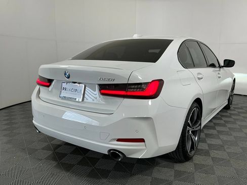 Used 2023 BMW 330i Sedan w/ Driving Assistance Package RWD image 5