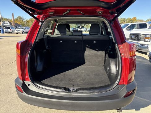 Used 2015 Toyota RAV4 Limited image 4