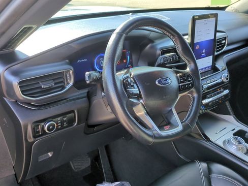 Used 2023 Ford Explorer ST w/ Equipment Group 401A image 13