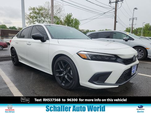 Used 2024 Honda Civic Sport image 1