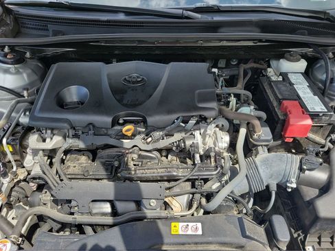 Used 2021 Toyota Camry SE FWD image 35