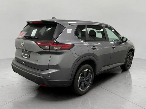 Certified 2025 Nissan Rogue SV image 3