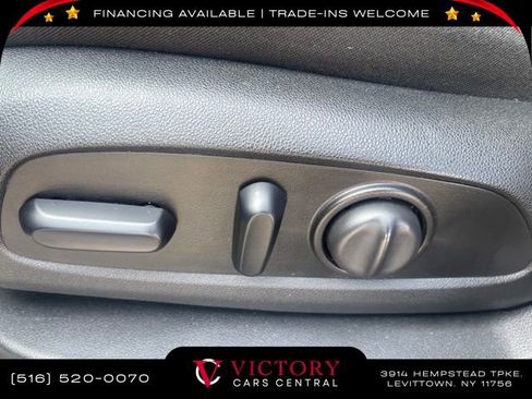 Used 2020 GMC Terrain SLE w/ Driver Convenience Package image 7