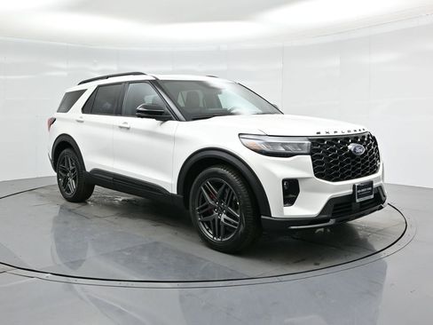 New 2025 Ford Explorer ST w/ Sun And Sound Package image 61