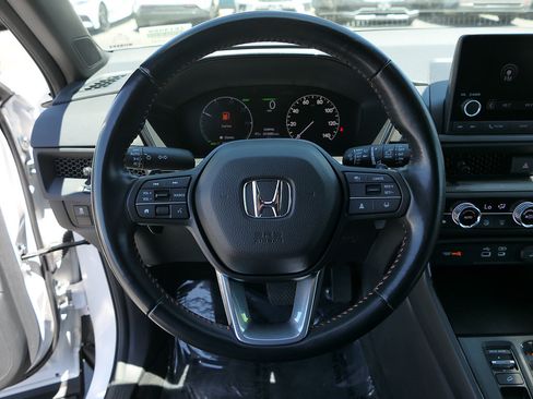 Used 2025 Honda CR-V Sport image 18