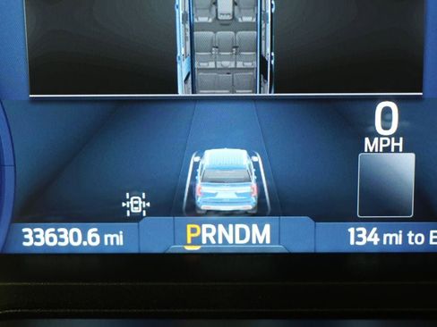 Used 2022 Ford Expedition Limited image 20