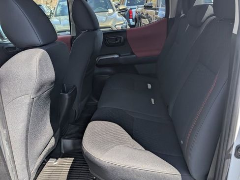 Certified 2023 Toyota Tacoma SR5 AWD/4WD image 15