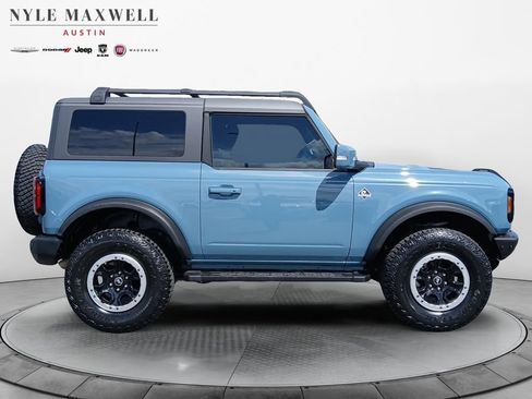 Used 2022 Ford Bronco Outer Banks w/ Sasquatch Package AWD/4WD image 17