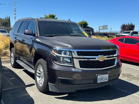 Used 2017 Chevrolet Tahoe LT AWD/4WD image 2