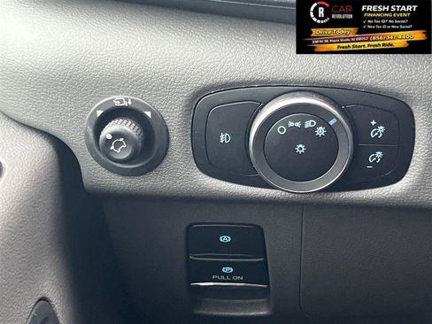 Used 2024 Ford Transit 350 XLT image 32