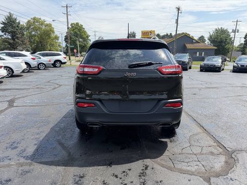Used 2017 Jeep Cherokee 75th Anniversary AWD/4WD image 16