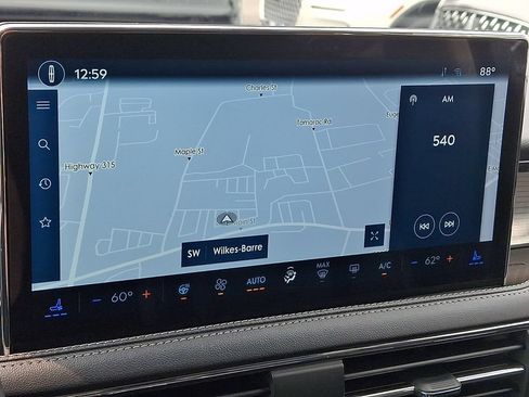 Certified 2023 Lincoln Corsair AWD w/ Equipment Group 101A image 18