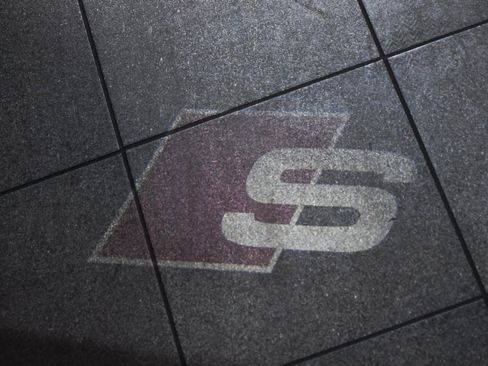 Used 2024 Audi SQ8 Prestige w/ Prestige Package image 22