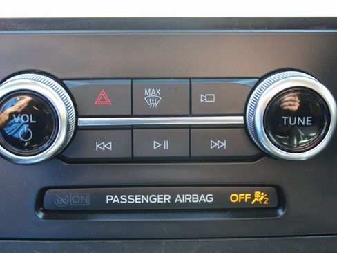 Used 2024 Ford Edge Titanium image 41