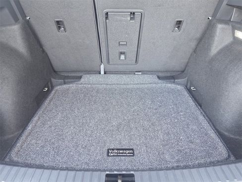 Used 2024 Volkswagen Taos S w/ MDO Package image 21