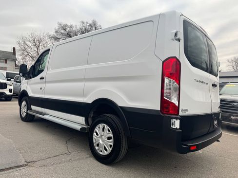 Used 2024 Ford Transit 250 Low Roof w/ Exterior Upgrade Package RWD image 7