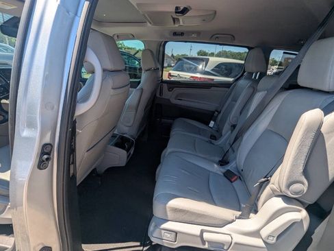 Used 2019 Honda Odyssey Touring image 17