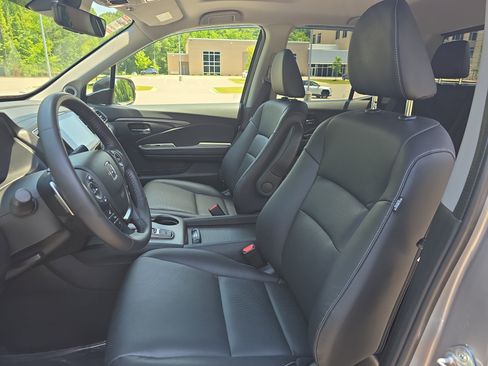 Used 2023 Honda Ridgeline RTL image 17