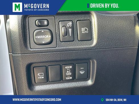 Used 2024 Toyota 4Runner Limited AWD/4WD image 14