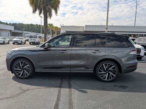 New 2025 Lincoln Aviator Black Label w/ Black Label Special Edition AWD/4WD image 7