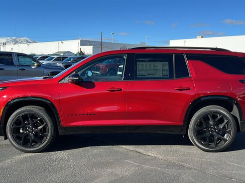 New 2026 Chevrolet Traverse RS image 8