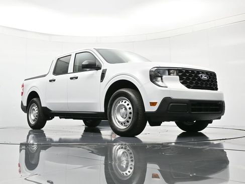 New 2026 Ford Maverick XL FWD image 37