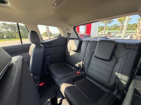 Used 2021 Volkswagen Atlas SEL Premium AWD/4WD image 25