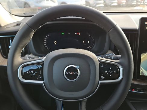 New 2026 Volvo XC60 B5 Plus w/ Protection Package Premier image 18