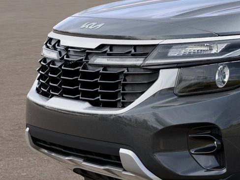 New 2026 Kia Seltos EX FWD image 13