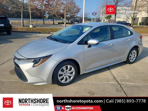 Certified 2024 Toyota Corolla LE image 1