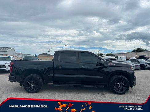 Used 2022 Chevrolet Silverado 1500 RST w/ LPO, Blackout Package AWD/4WD image 8